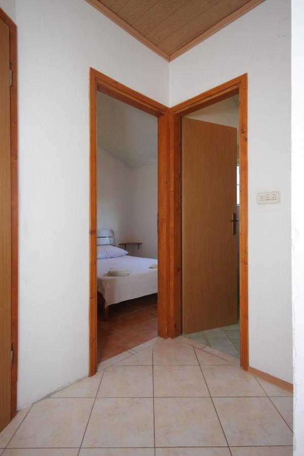 Apartments By The Sea Luka, Dugi Otok - 8182 Luka  Exterior photo